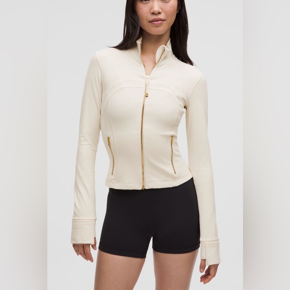 🆕Lululemon🍋Define Cropped Jacket Nulu Colour Light Ivory/Gold/Gold
